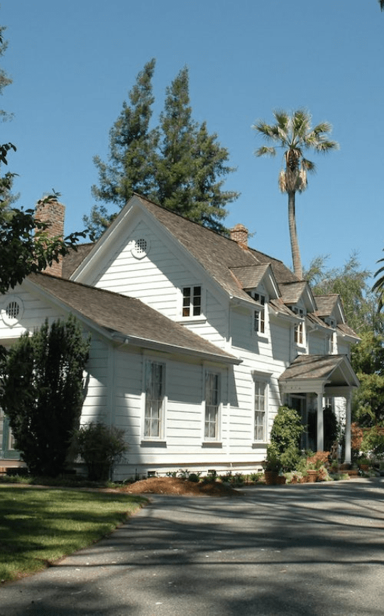 Home 2 (541 × 867 px)-min house image